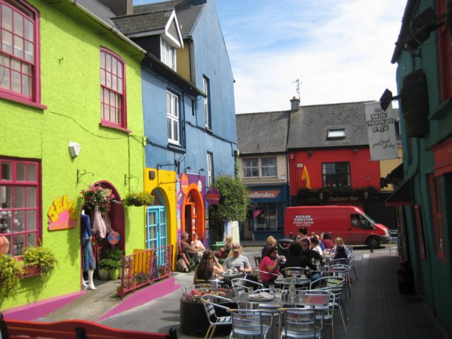 fortovscafeikinsale.jpg