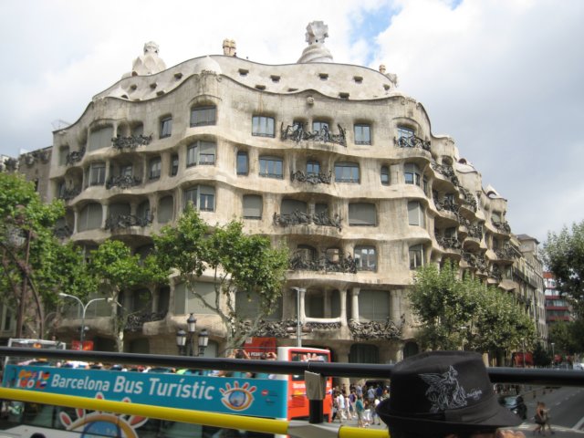 gaudishusdesign1.jpg