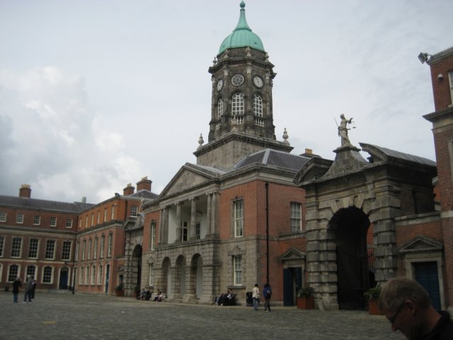dublincastlefraandenvinkel.jpg