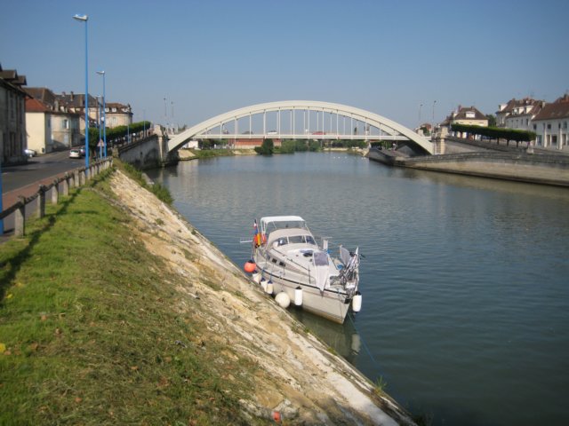 bdenipontsaintmaxence.jpg