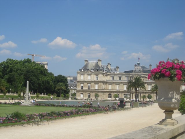 senatsbygningenijardinduluxembourg.jpg