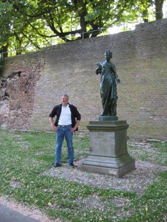 statue_foran_bymur_nijmegen.jpg