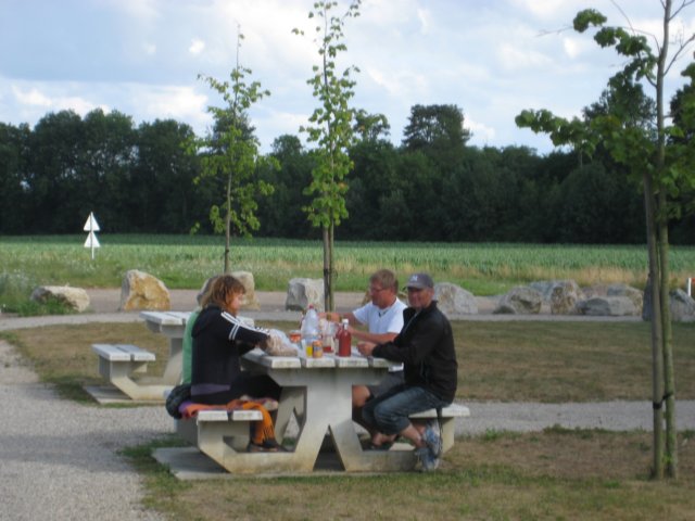 hyggemedivansamtfarogdatterfraschweizvedcusey.jpg