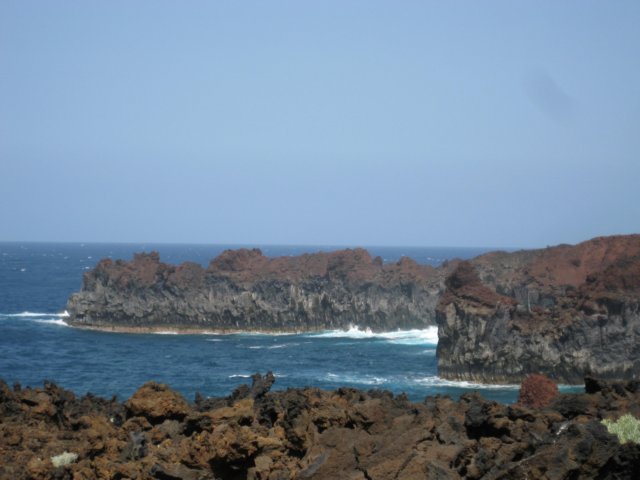 lavaklippernegrheltudtilhavet.jpg