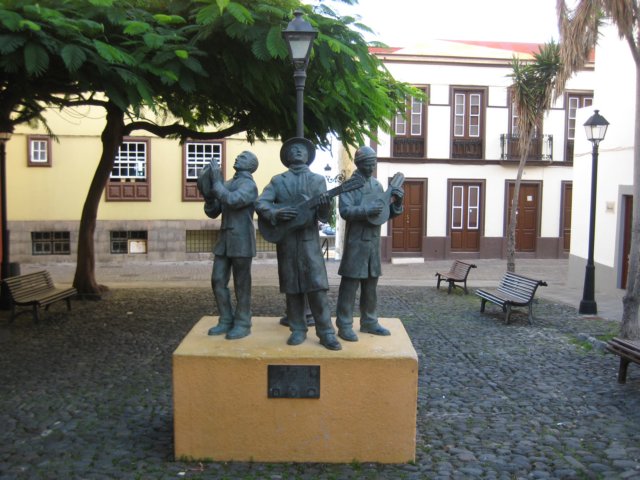 statueafmusikanteribronze.jpg