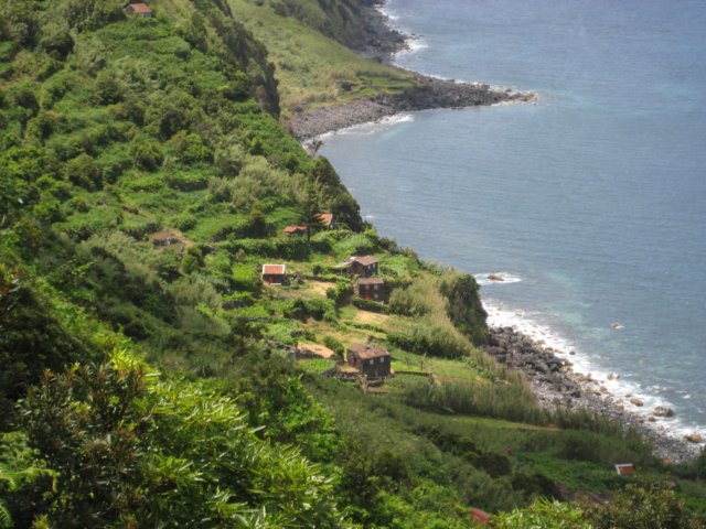 landsbyenoppefra.jpg